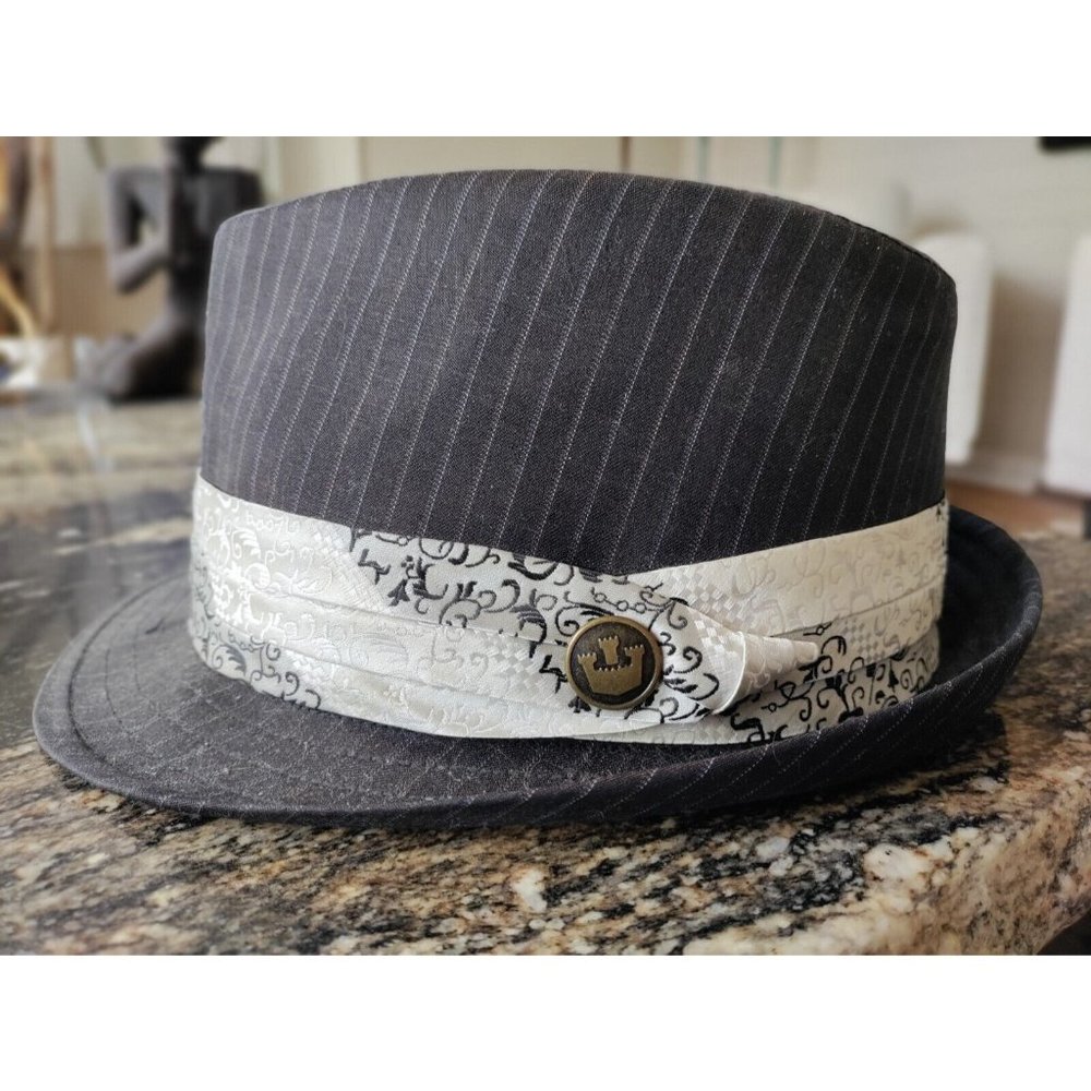 Goorin Bros. Buck Fedora Hat Dark Brown Pin Stripe Silk Wrap MEDIUM